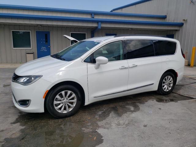 CHRYSLER PACIFICA T 2017 with VIN 2C4RC1BG2HR645099 - Photo from auction