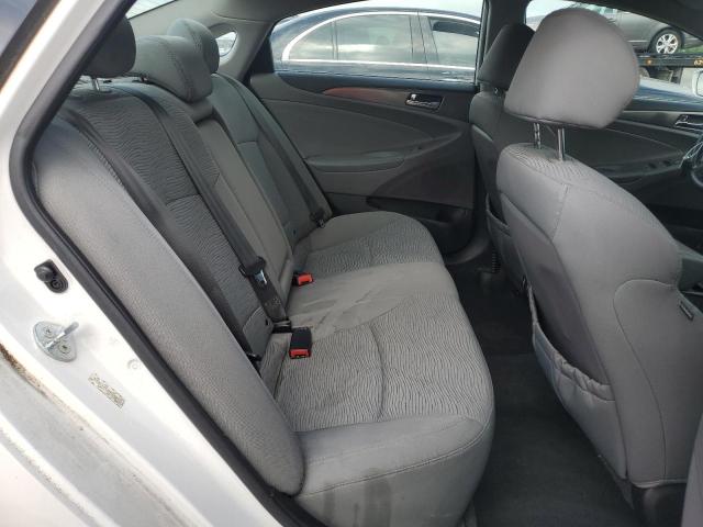 Photo 10 from auction – 2011 HYUNDAI SONATA HYB with VIN KMHEC4A42BA006039