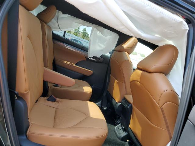 Photo 11 from auction – 2024 TOYOTA HIGHLANDER with VIN 5TDKDRBH7RS530822
