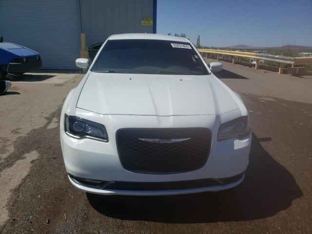 Photo 5 from auction – 2019 CHRYSLER 300 S with VIN 2C3CCABG6KH601033