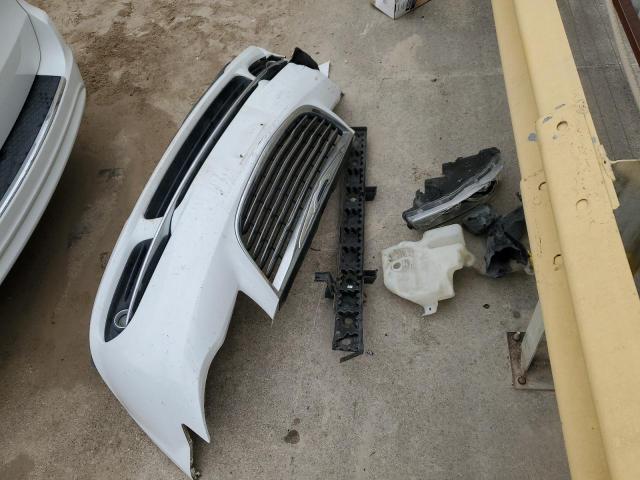 Photo 13 from auction – 2016 CHRYSLER TOWN & COU with VIN 2C4RC1BG7GR281325