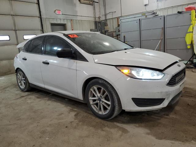 Photo 4 from auction – 2016 FORD FOCUS S with VIN 1FADP3E24GL230213