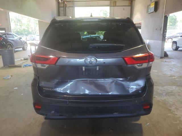 Photo 6 from auction – 2018 TOYOTA HIGHLANDER with VIN 5TDJZRFH0JS855484