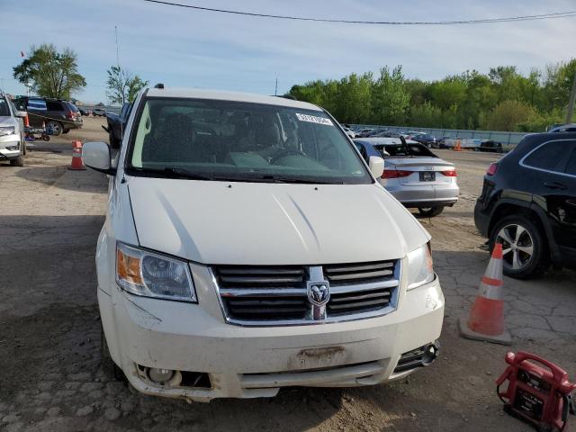Photo 5 from auction – 2010 DODGE GRAND CARA with VIN 2D4RN6DX2AR389513