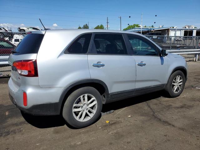 Photo 3 from auction – 2015 KIA SORENTO LX with VIN 5XYKT3A66FG569488