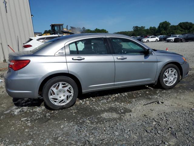 صورة رقم 3 من المزاد - 2014 CHRYSLER 200 LX مع VIN 1C3CCBAB7EN141064
