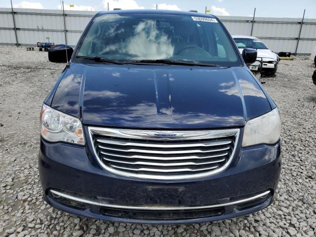 Photo 5 from auction – 2016 CHRYSLER TOWN & COU with VIN 2C4RC1BG8GR136052