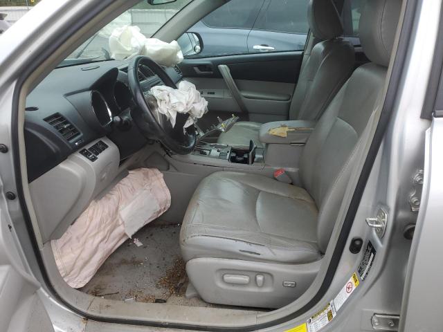 Photo 7 from auction – 2010 TOYOTA HIGHLANDER with VIN 5TDKK3EH7AS009408