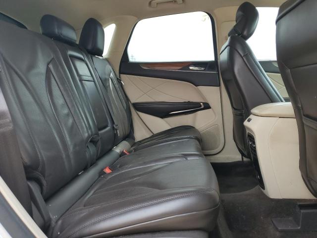 Photo 11 from auction – 2015 LINCOLN MKC with VIN 5LMCJ1A91FUJ23572