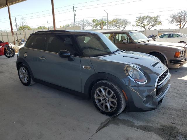 Photo 4 from auction – 2016 MINI COOPER S with VIN WMWXP7C56G2A44142