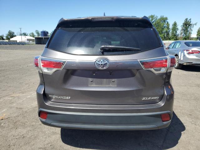 Photo 6 from auction – 2015 TOYOTA HIGHLANDER with VIN 5TDJKRFH7FS208236