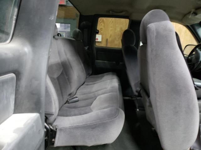 Photo 10 from auction – 2005 GMC NEW SIERRA with VIN 2GTEK19B051285529