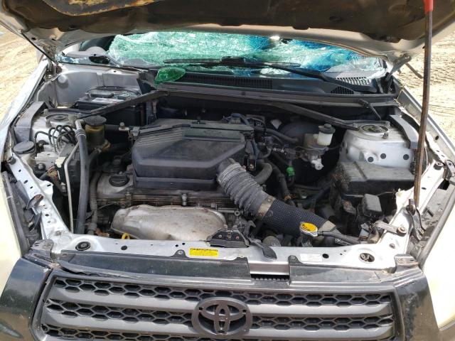 Photo 12 from auction – 2004 TOYOTA RAV4 with VIN JTEHD20V246011580