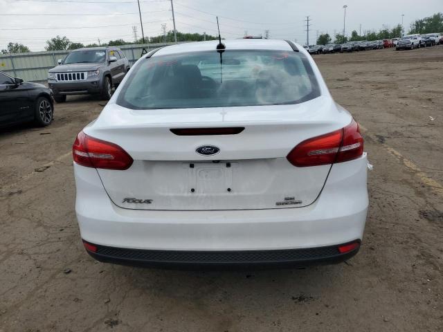 Photo 6 from auction – 2015 FORD FOCUS SE with VIN 1FADP3F22FL384187