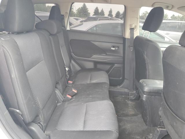 Photo 10 from auction – 2016 MITSUBISHI OUTLANDER with VIN JA4AZ3A33GZ041047