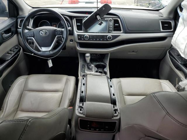 Photo 8 from auction – 2019 TOYOTA HIGHLANDER with VIN 5TDKZRFH0KS551836