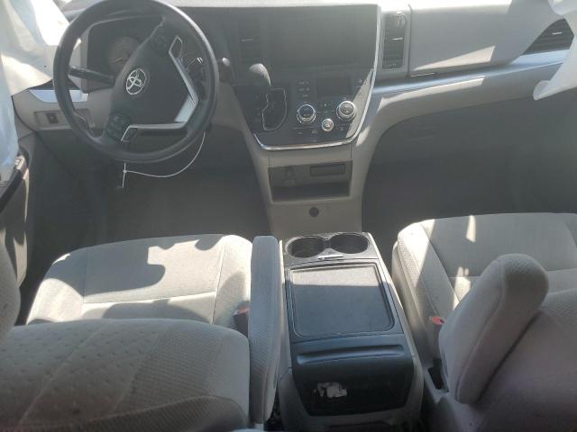 Photo 8 from auction – 2017 TOYOTA SIENNA LE with VIN 5TDKZ3DC3HS816911