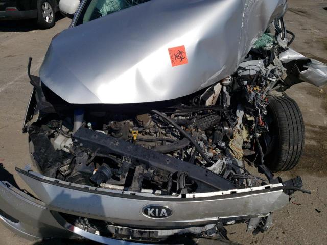 Photo 11 from auction – 2016 KIA SEDONA LX with VIN KNDMB5C11G6157587