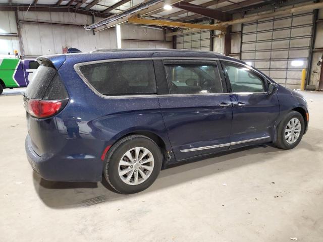 Photo 3 from auction – 2019 CHRYSLER PACIFICA T with VIN 2C4RC1BG4KR560157