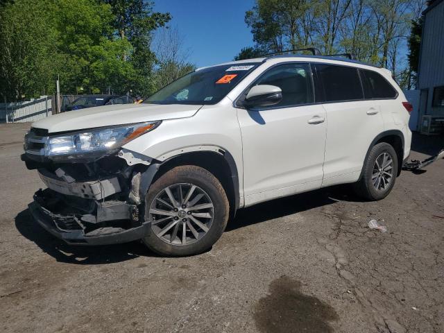 TOYOTA HIGHLANDER 2017 with VIN 5TDJZRFH3HS386059 - Photo from auction