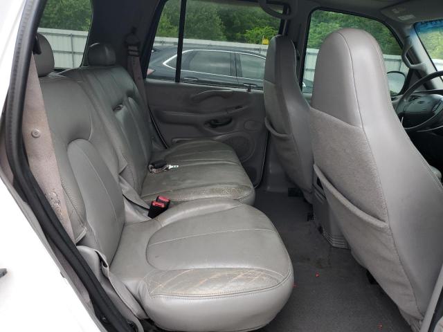 Photo 11 from auction – 2002 FORD EXPEDITION with VIN 1FMRU15L42LA30457