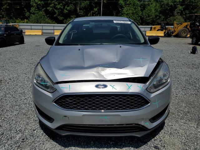 Photo 5 from auction – 2017 FORD FOCUS S with VIN 1FADP3E25HL269541