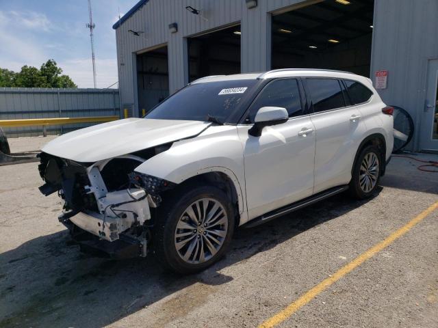 TOYOTA HIGHLANDER 2020 with VIN 5TDFZRBH8LS040299 - Photo from auction