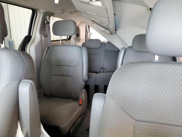 Photo 10 from auction – 2010 CHRYSLER TOWN & COU with VIN 2A4RR5D1XAR422971
