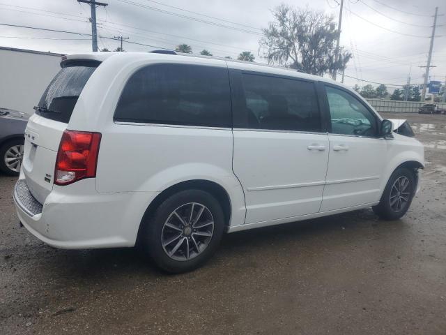 Photo 3 from auction – 2017 DODGE GRAND CARA with VIN 2C4RDGCG6HR674846