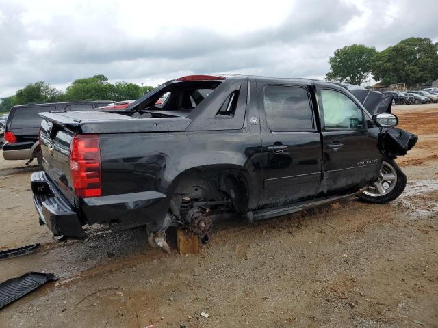 Photo 3 from auction – 2013 CHEVROLET AVALANCHE with VIN 3GNTKFE77DG331845