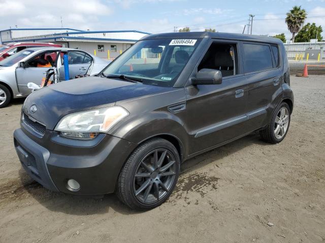 KIA SOUL + 2010 with VIN KNDJT2A24A7102966 - Photo from auction