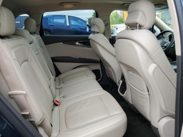 Photo 11 from auction – 2017 LINCOLN MKX RESERV with VIN 2LMPJ8LR3HBL30875