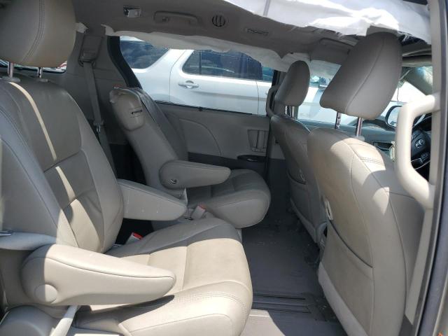 Photo 11 from auction – 2015 TOYOTA SIENNA XLE with VIN 5TDYK3DC8FS549745