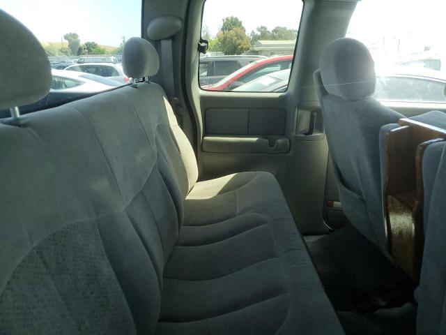Photo 10 from auction – 2000 CHEVROLET SILVERADO with VIN 1GCEK19T4YE334579