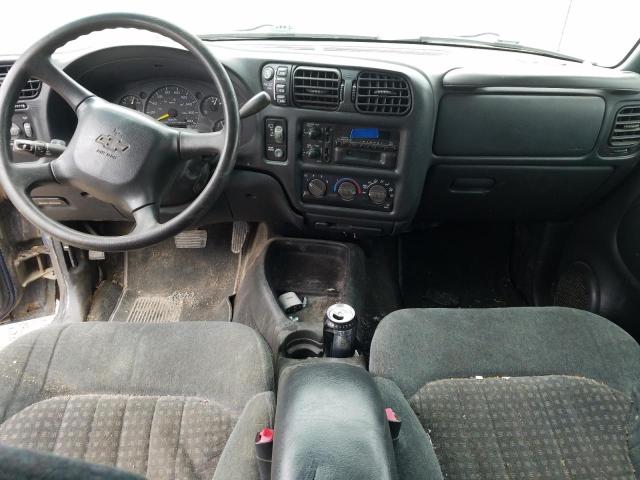 Photo 8 from auction – 1999 CHEVROLET BLAZER with VIN 1GNCT18W6XK102010