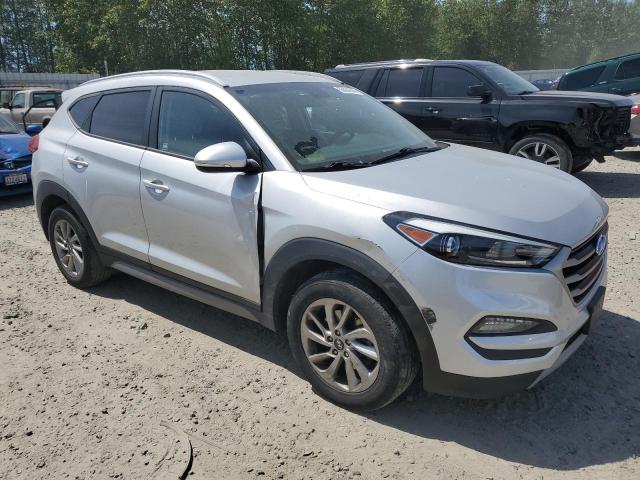 Photo 4 from auction – 2017 HYUNDAI TUCSON LIM with VIN KM8J3CA23HU348873