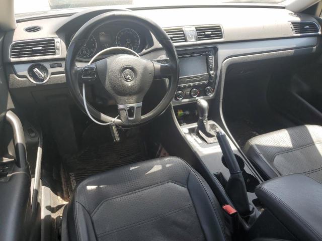 Photo 8 from auction – 2015 VOLKSWAGEN PASSAT S with VIN 1VWAT7A3XFC110832