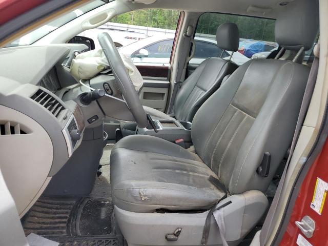 Photo 7 from auction – 2010 CHRYSLER TOWN & COU with VIN 2A4RR5DX5AR128303