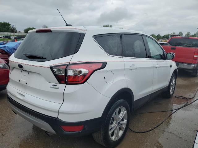 Foto 3 de la subasta – 2017 FORD ESCAPE SE con VIN 1FMCU0GD0HUD97087