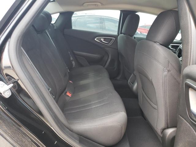 Photo 10 from auction – 2015 CHRYSLER 200 LIMITE with VIN 1C3CCCABXFN635393