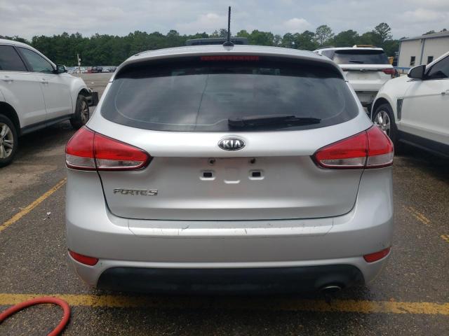 Photo 6 from auction – 2017 KIA FORTE LX with VIN KNAFK5A89H5720138