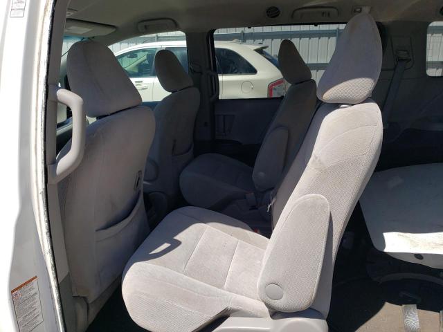 Photo 11 from auction – 2016 TOYOTA SIENNA LE with VIN 5TDKK3DC9GS734023
