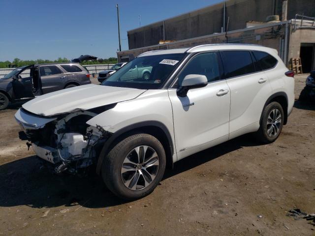 TOYOTA HIGHLANDER 2021 with VIN 5TDGBRCHXMS045514 - Photo from auction