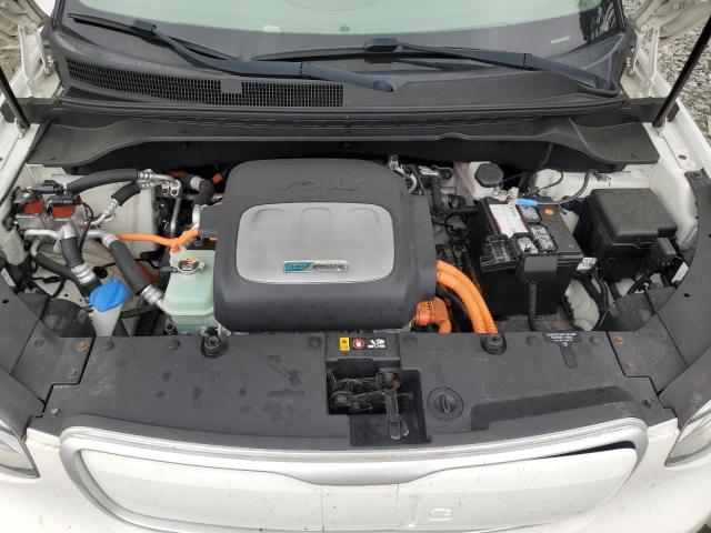 Photo 11 from auction – 2017 KIA SOUL EV + with VIN KNDJX3AEXH7021646