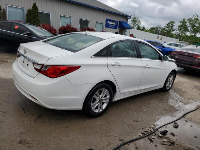 Photo 3 from auction – 2013 HYUNDAI SONATA GLS with VIN 5NPEB4AC6DH756196