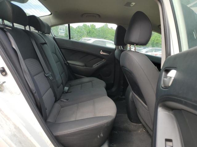 Photo 10 from auction – 2018 KIA FORTE LX with VIN 3KPFL4A78JE244458