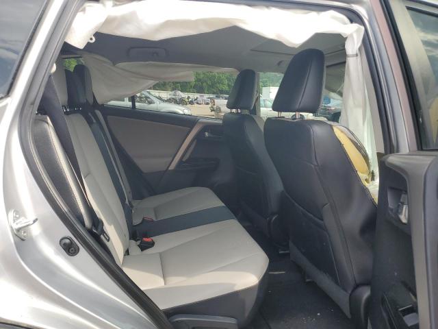 Photo 11 from auction – 2016 TOYOTA RAV4 LIMIT with VIN 2T3YFREV4GW260465