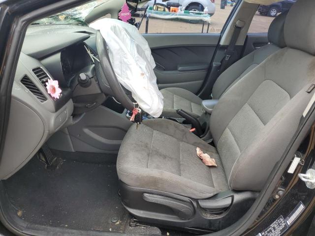 Photo 7 from auction – 2017 KIA FORTE LX with VIN 3KPFK4A7XHE025952