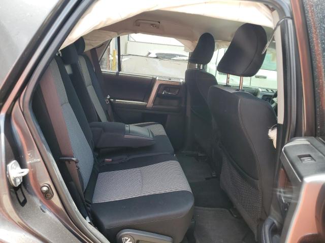 Photo 11 from auction – 2017 TOYOTA 4RUNNER SR with VIN JTEZU5JR6H5162747