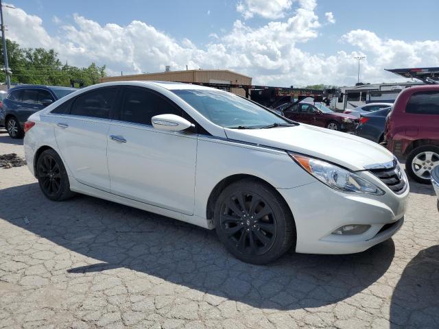 Photo 4 from auction – 2011 HYUNDAI SONATA SE with VIN 5NPEC4AB1BH225246